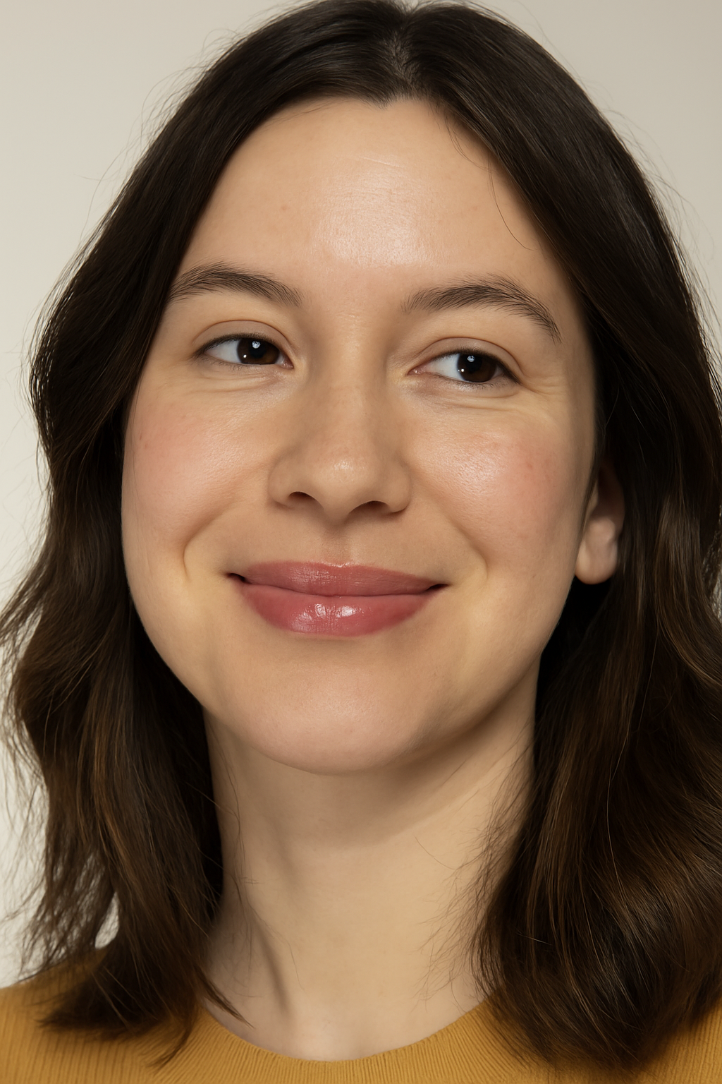 <em>Elena T.</em>